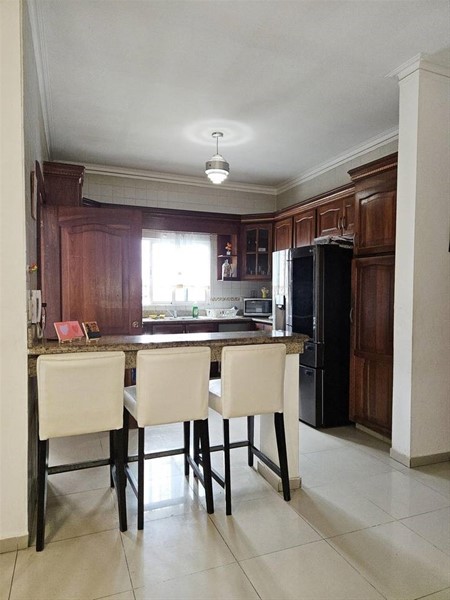Amplio apartamento en venta en Evaristo Morales, 234 m² en República Dominicana