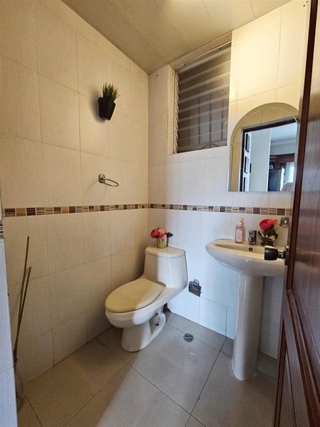Amplio apartamento en venta en Evaristo Morales, 234 m² en República Dominicana