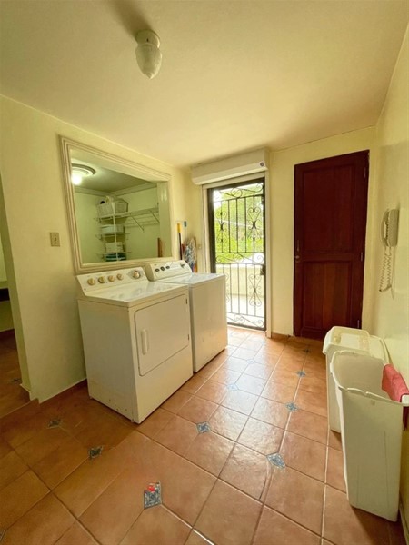 Casa en Venta en Altos de Arroyo Hondo II, 801m2 Solar en República Dominicana