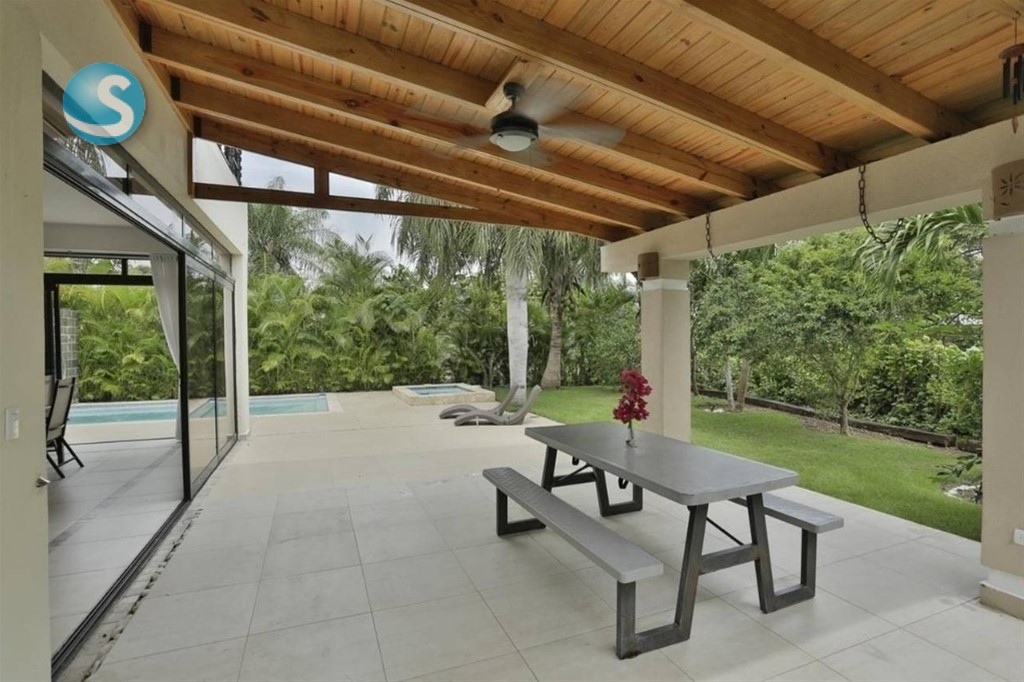Villa en Guavaberry, Juan Dolio, solar 600 m² en República Dominicana