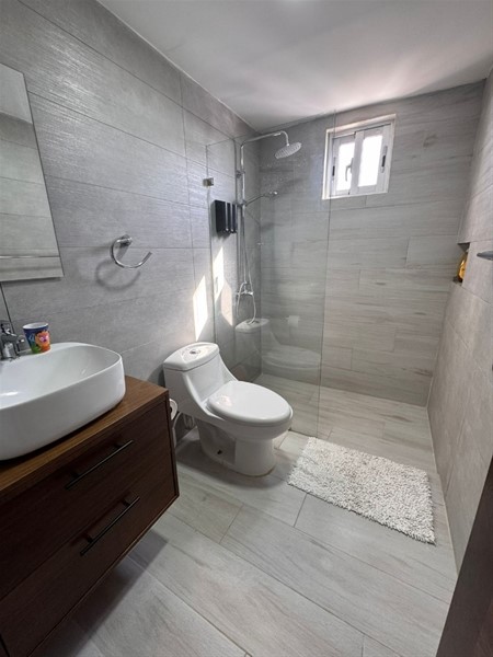 Apartamento en Venta en Evaristo Morales en República Dominicana