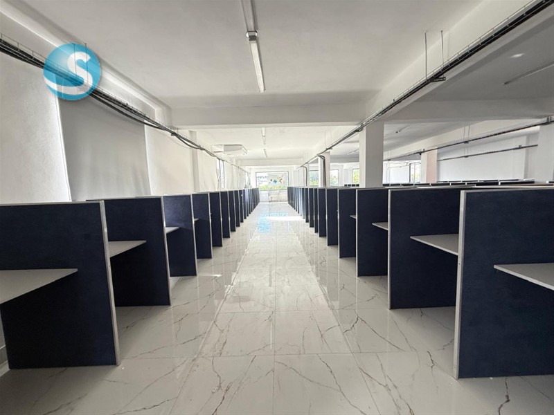 Edificio Comercial en Venta y Alquiler en Bella Vista en República Dominicana