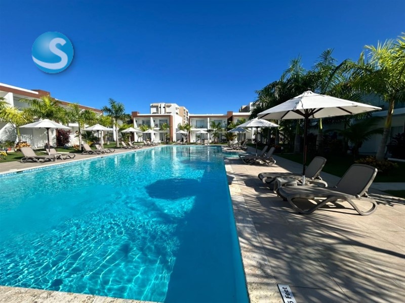 Villa amueblada en venta o alquiler frente a Boca Marina en República Dominicana