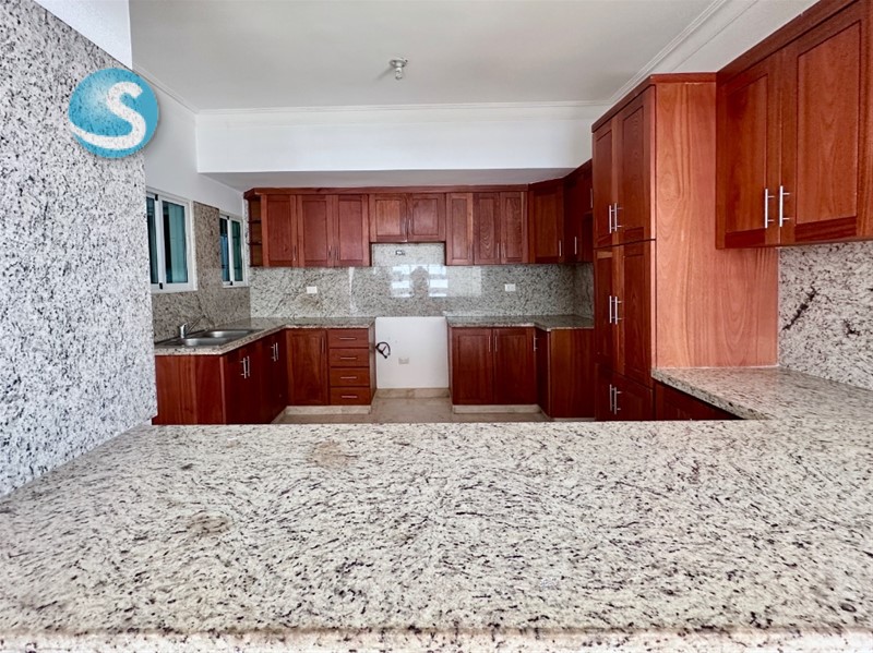 Apartamento en Venta y Alquiler en Los Cacicazgos, 250 m² en República Dominicana