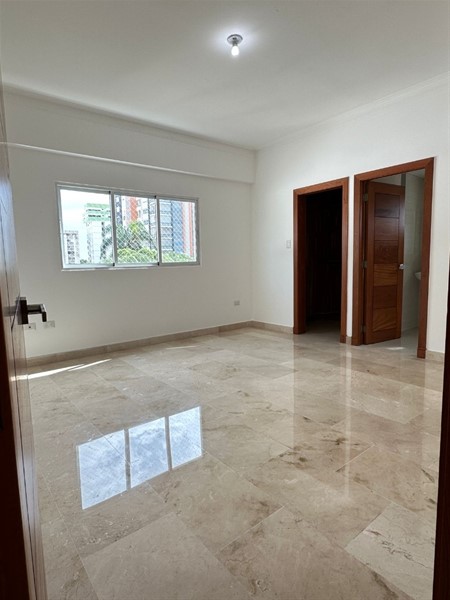 Apartamento en Venta y Alquiler en Los Cacicazgos, 250 m² en República Dominicana
