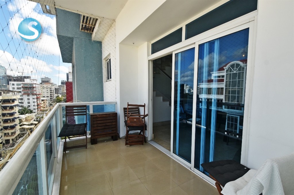 Penthouse en Venta de 3 Niveles en Evaristo Morales en República Dominicana