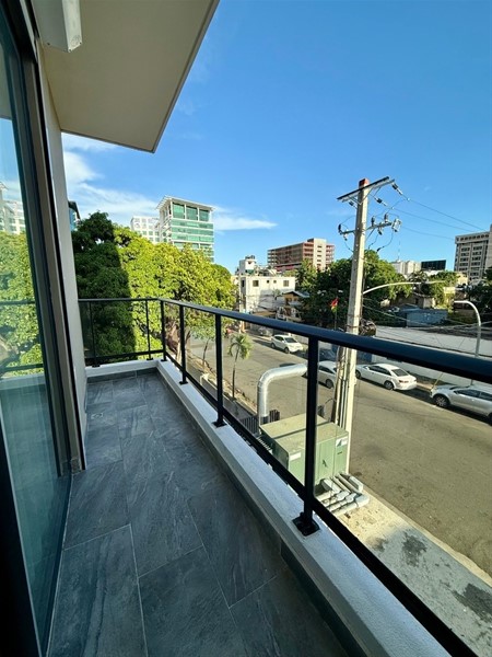 Apartamento moderno en Evaristo Morales, 125 m² amueblado en República Dominicana
