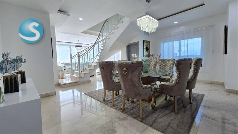 Ático en Venta en la Zona de Renacimiento en República Dominicana