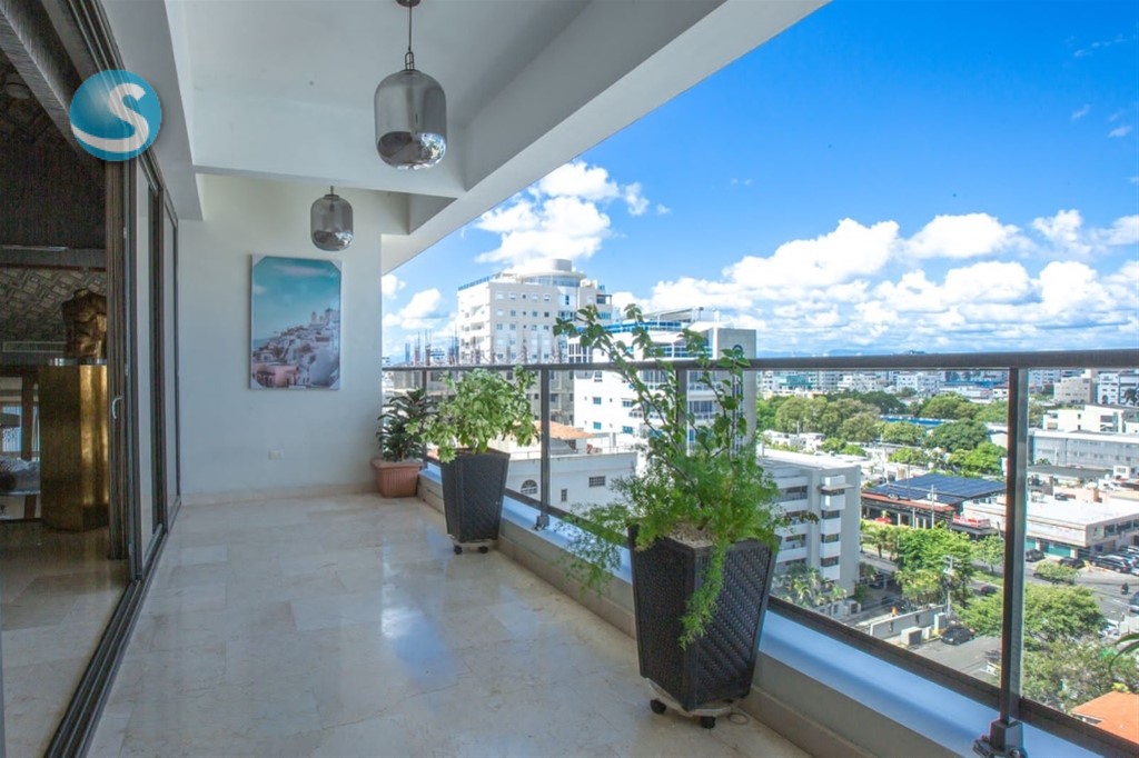 Apartamento Amueblado en Cacicazgos con Vista al Mar en República Dominicana
