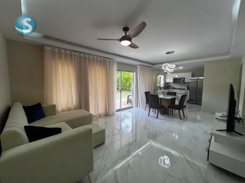 Apartamento amueblado en venta en Playa Nueva Romana en República Dominicana