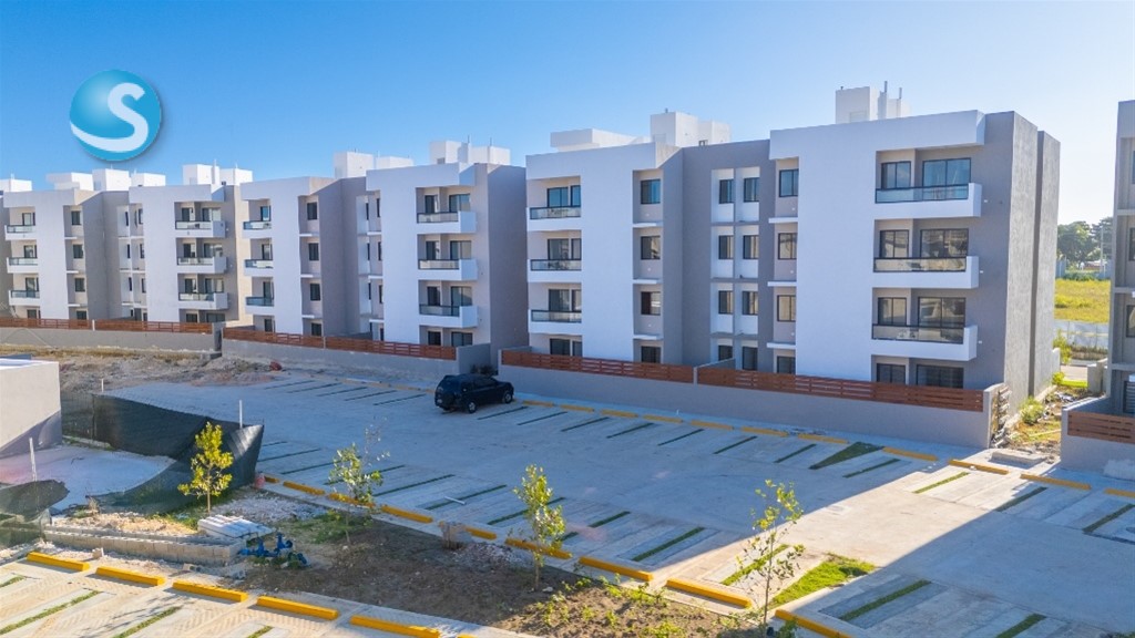 Apartamento en venta en Autopista Las Américas, 4to piso en República Dominicana