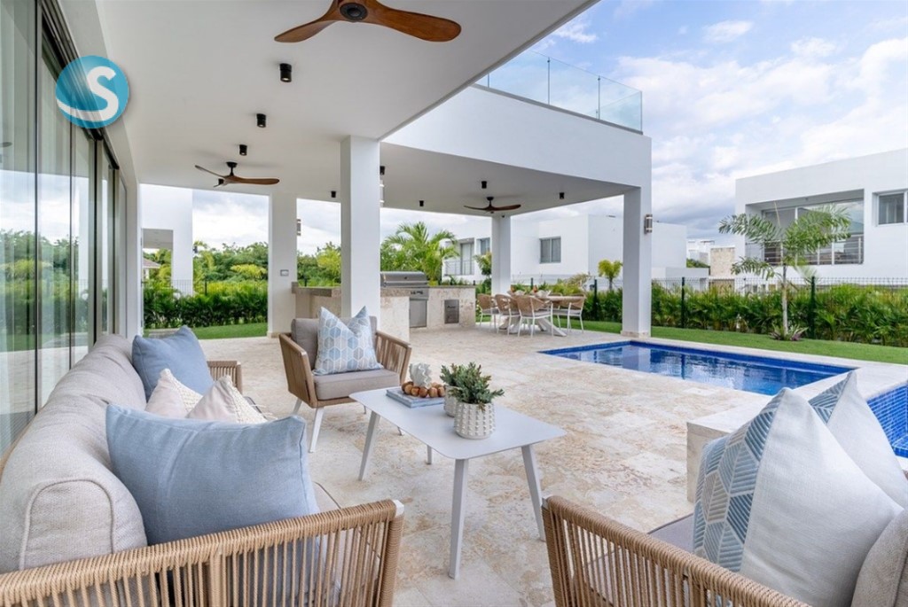 Villa de lujo en venta frente a playa en Nueva Romana en República Dominicana