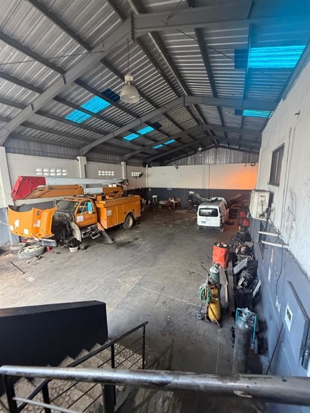 Nave Industrial en Venta Cerca de Autopista Duarte en República Dominicana