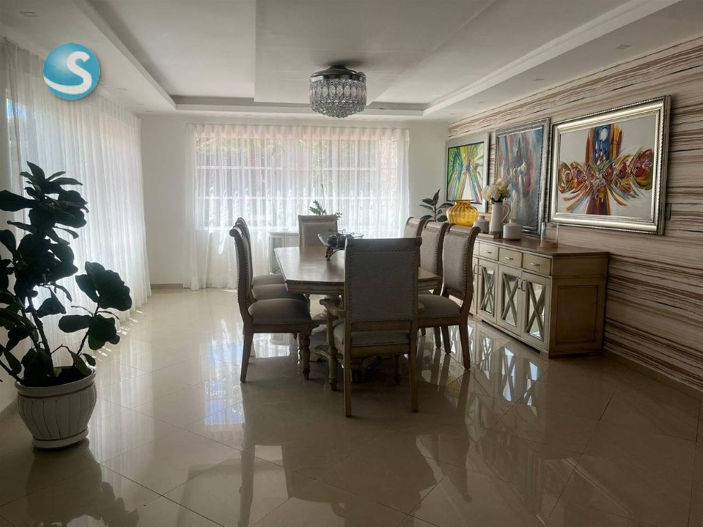 Casa de lujo en Cuesta Hermosa III, Santo Domingo en República Dominicana