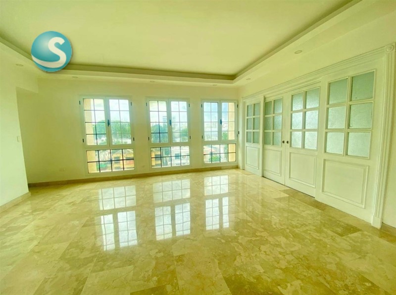 Apartamento de lujo en Los Cacicazgos, Santo Domingo en República Dominicana
