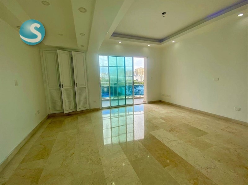 Apartamento de lujo en Los Cacicazgos, Santo Domingo en República Dominicana