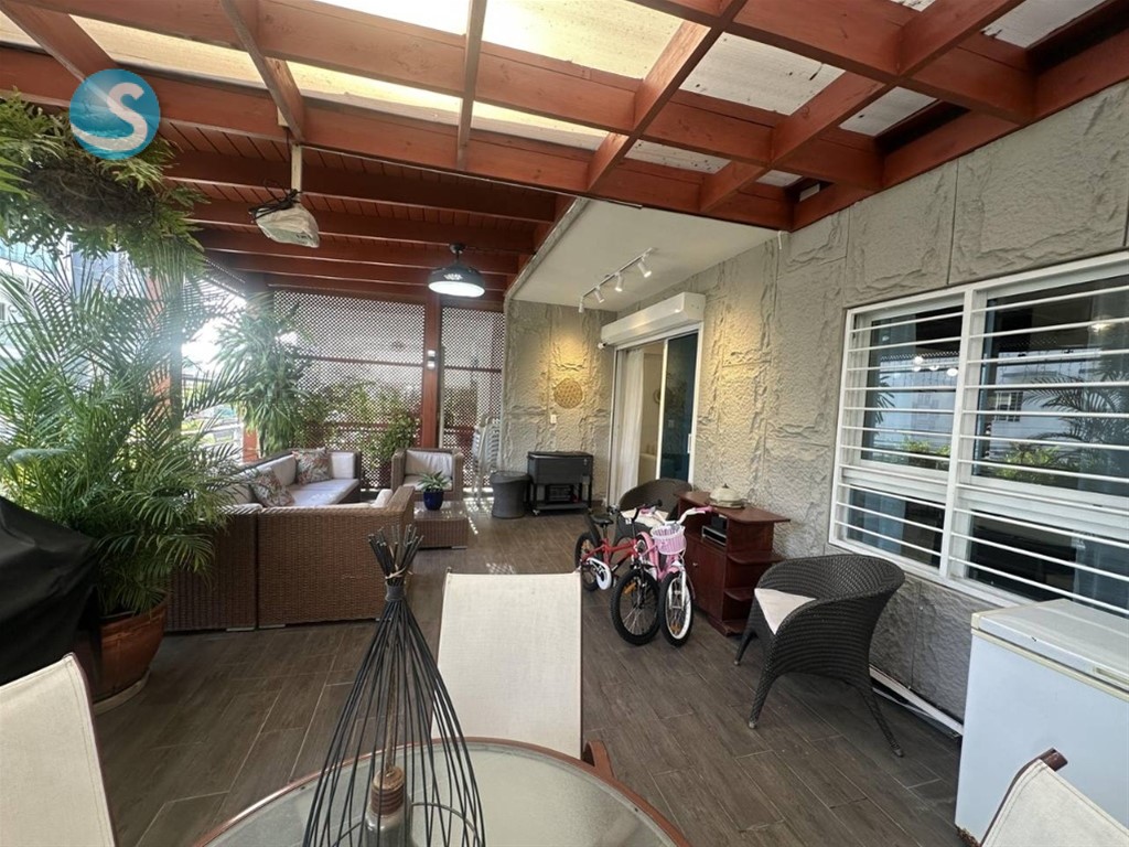 Apartamento amplio y remodelado en El Millón, segunda planta en República Dominicana