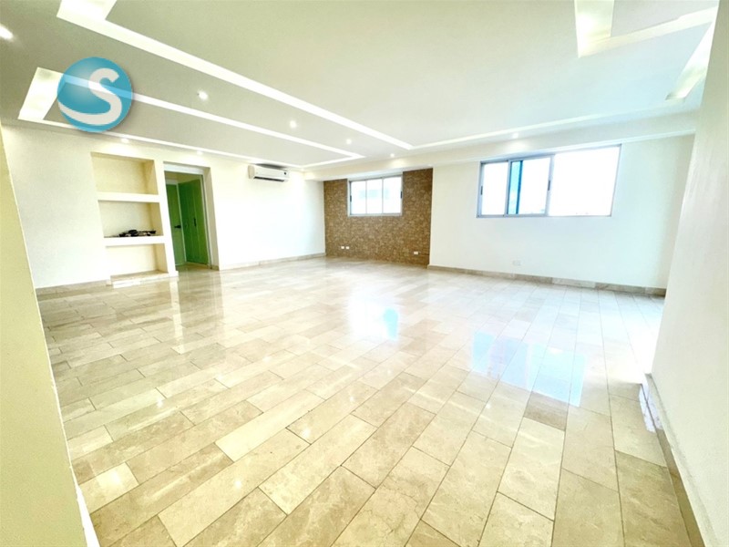 Penthouse en venta de 3 niveles en Mirador Norte en República Dominicana