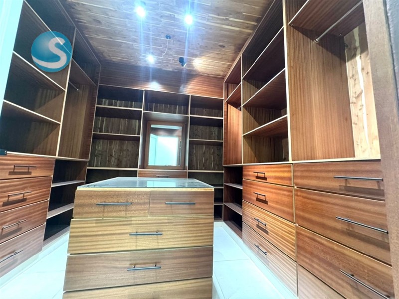 Penthouse en venta de 3 niveles en Mirador Norte en República Dominicana