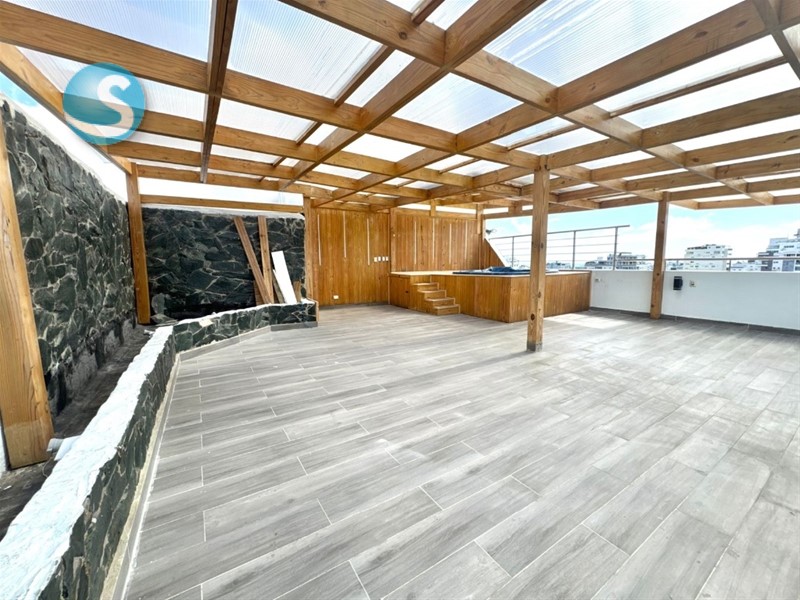 Penthouse en venta de 3 niveles en Mirador Norte en República Dominicana