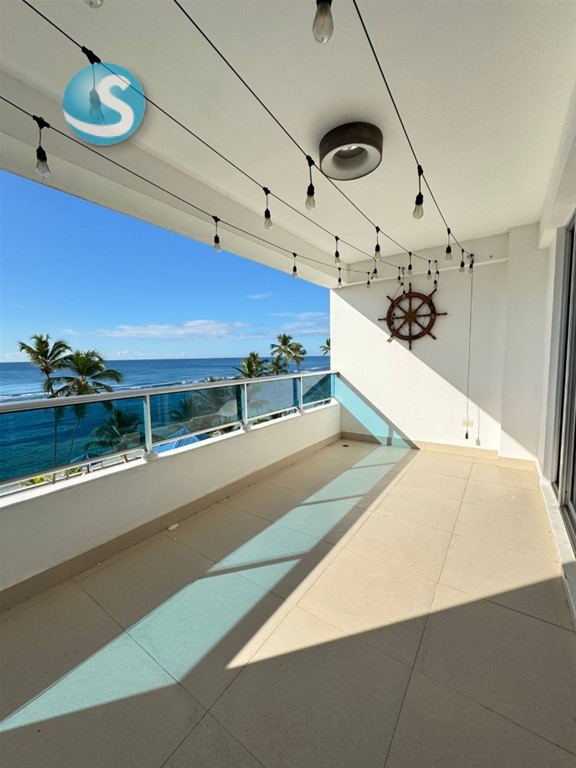 Apartamento frente al mar en venta en Juan Dolio en República Dominicana