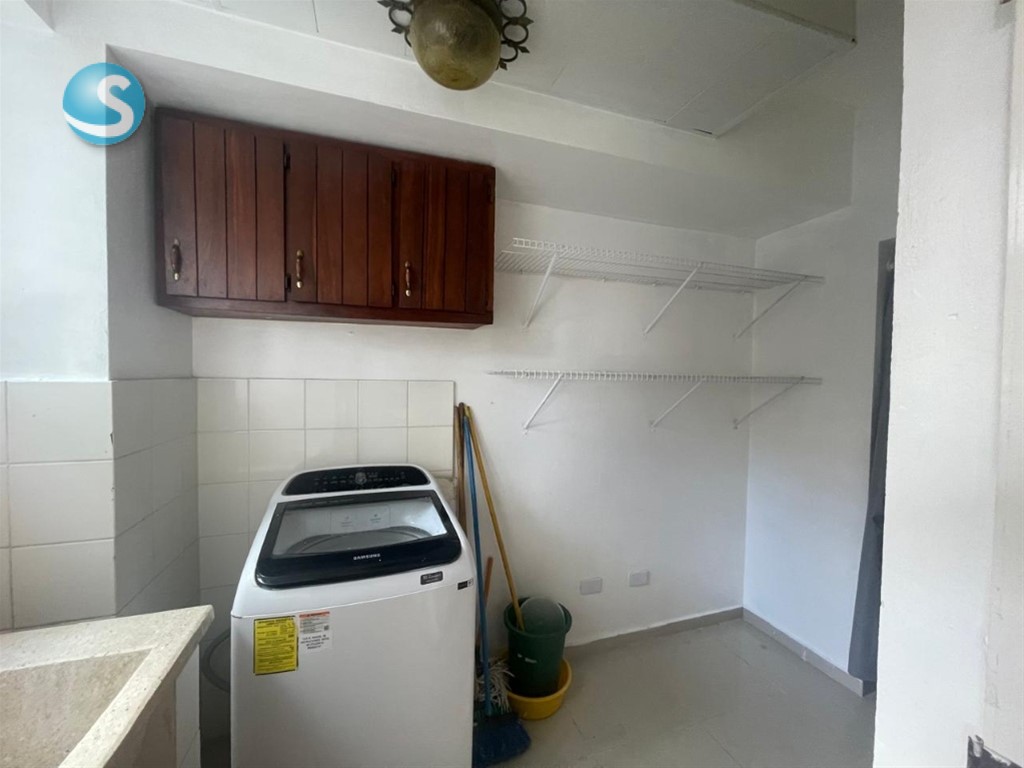 Apartamento céntrico en Los Restauradores, 150 m² con balcón en República Dominicana