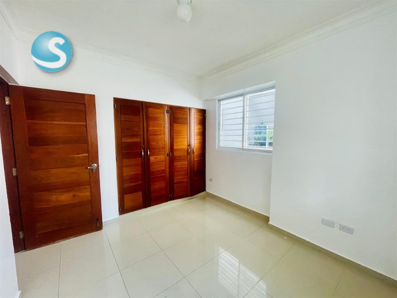 Apartamento céntrico en Los Restauradores, 150 m² con balcón en República Dominicana