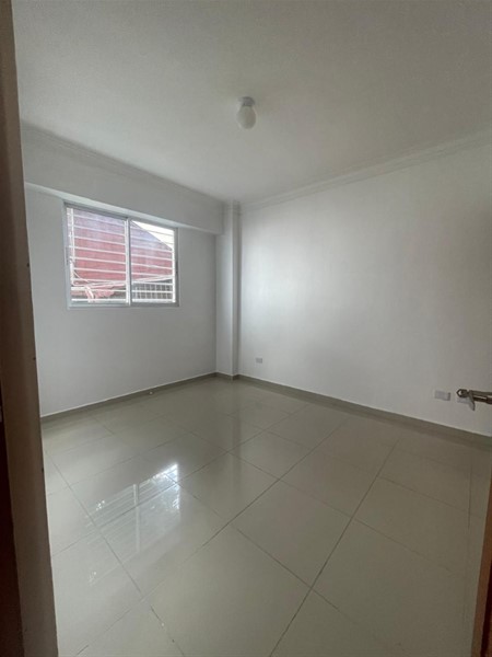 Apartamento céntrico en Los Restauradores, 150 m² con balcón en República Dominicana