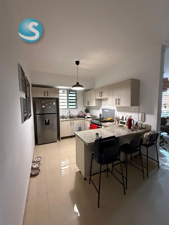Apartamento amplio en venta en Urbanización Dominicanos Ausentes en República Dominicana
