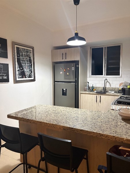 Apartamento amplio en venta en Urbanización Dominicanos Ausentes en República Dominicana