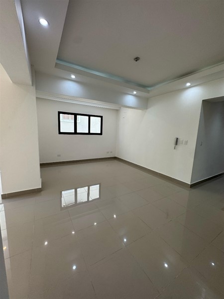 Apartamento en Evaristo Morales en Venta y Alquiler en República Dominicana