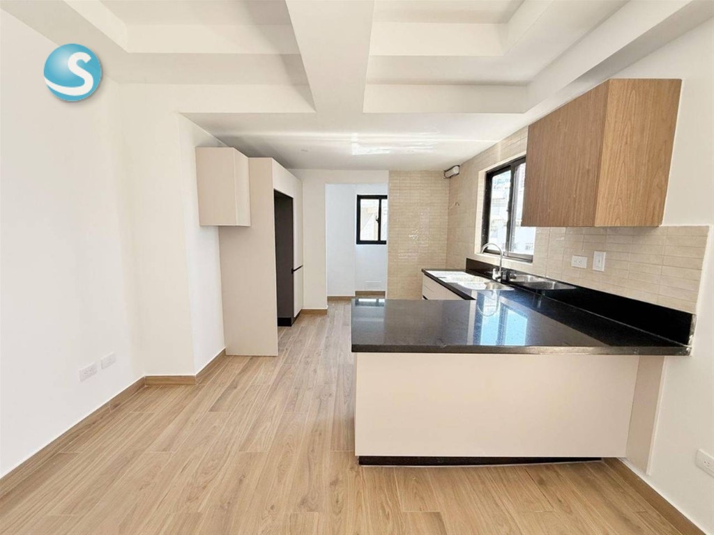 Apartamento en Venta en Urbanización Real con Vista al Mar en República Dominicana