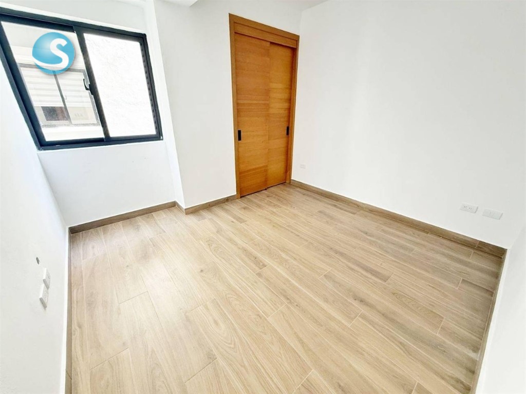 Apartamento en Venta en Urbanización Real con Vista al Mar en República Dominicana