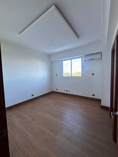 Apartamento en Venta en Renacimiento, 167 m², Piso 6 en República Dominicana
