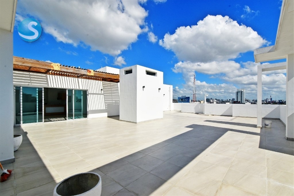 Apartamento en Venta en Renacimiento, Piso 7, 2 Estacionamientos