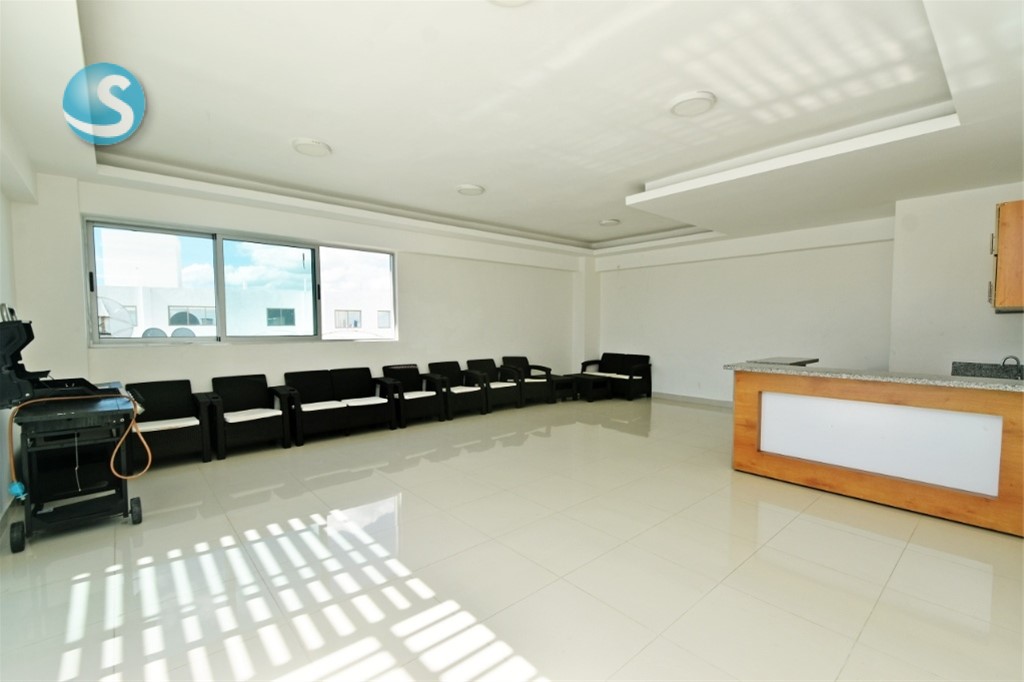 Apartamento en Venta en Renacimiento, Piso 7, 2 Estacionamientos en República Dominicana