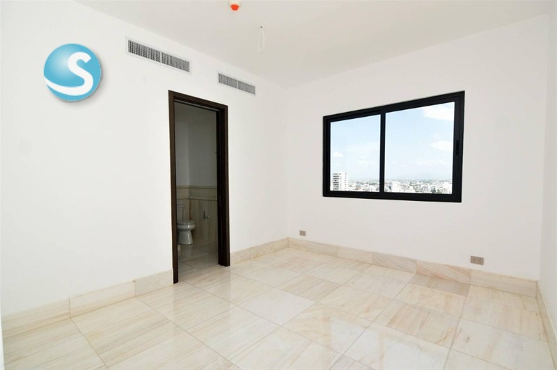 Apartamento nuevo en venta Av. Anacaona 280 m² piso 18 en República Dominicana