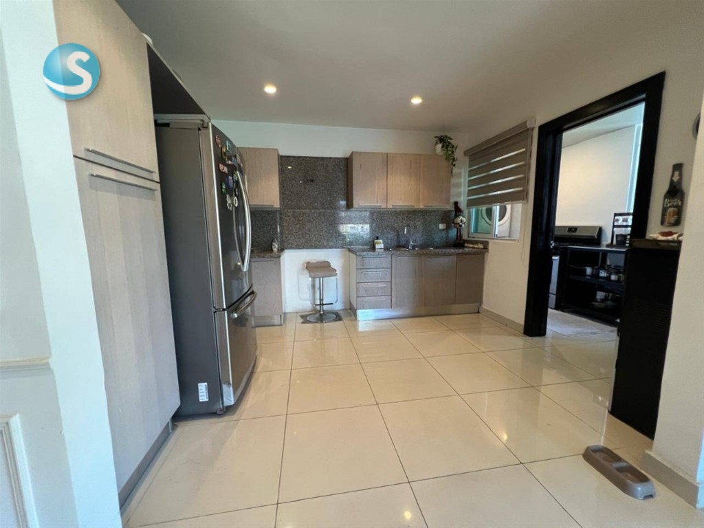 Apartamento en venta en Mirador Norte, tercer piso en República Dominicana