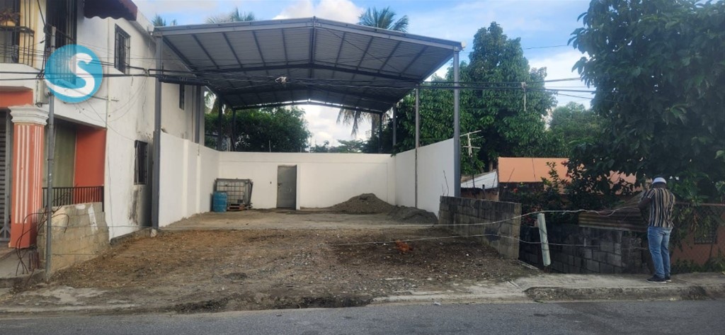 Nave Industrial en Venta en Autopista 6 de Noviembre en República Dominicana