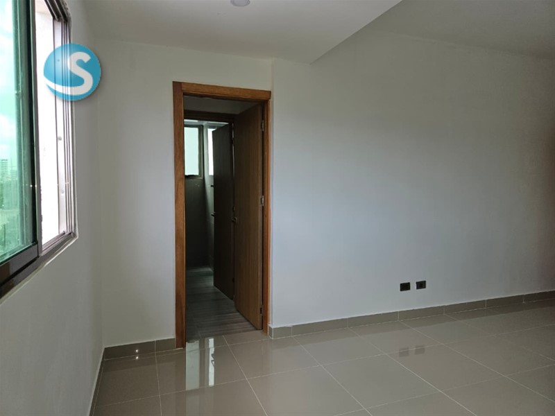 Apartamento nuevo en venta en Mirador Sur, 140 m² en República Dominicana