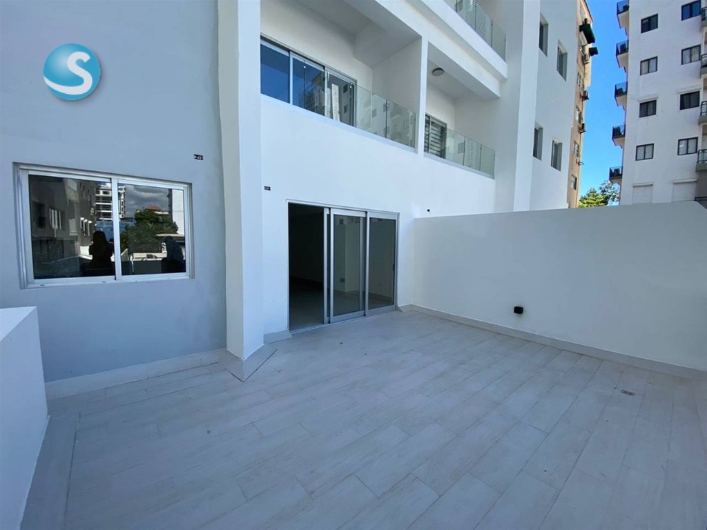 Apartamento con terraza en Evaristo Morales, 110 m² en República Dominicana