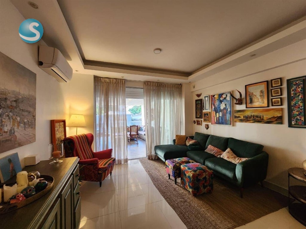 Apartamento en Venta con Terraza en Evaristo Morales en República Dominicana