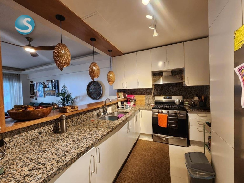 Apartamento en Venta con Terraza en Evaristo Morales en República Dominicana
