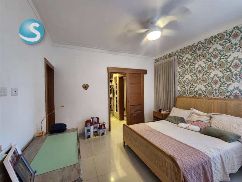 Apartamento en Venta con Terraza en Evaristo Morales en República Dominicana