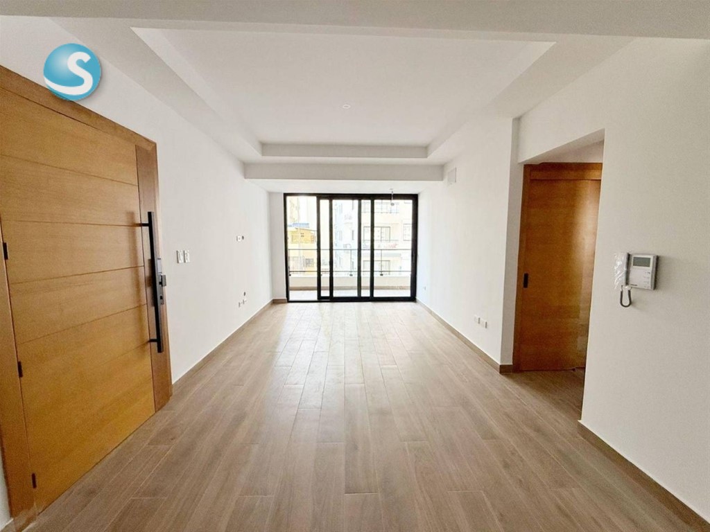 Apartamento en Venta en Urbanización Real, Piso 3 y 4 en República Dominicana