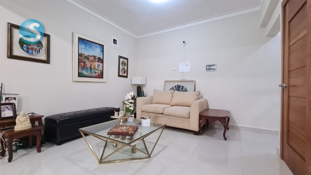 Apartamento en Venta en Evaristo Morales, Piso 5, 144 m² en República Dominicana