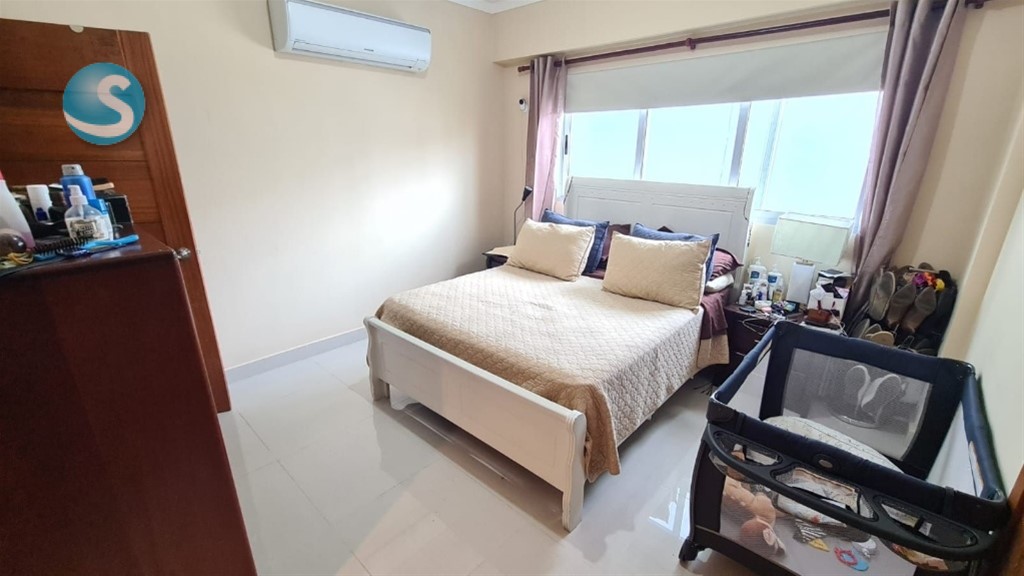 Apartamento en Venta en Evaristo Morales, Piso 5, 144 m² en República Dominicana