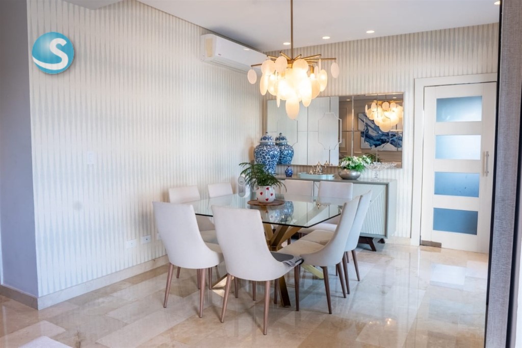 Apartamento en venta en exclusivo edificio de Ensanche Naco en República Dominicana