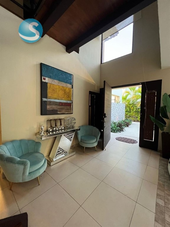 Villa amplia en Guavaberry, Juan Dolio en venta y alquiler en República Dominicana