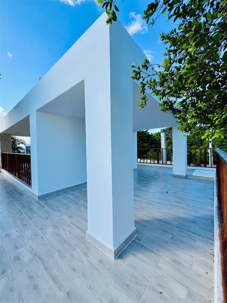 Villa de 2 Niveles en Venta y Alquiler, Punta Cana Downtown en República Dominicana
